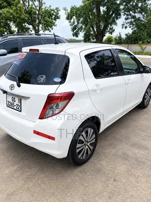 Toyota Vitz 2012 White