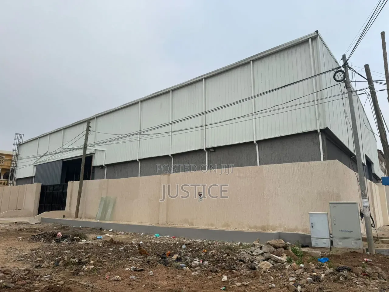 1300 Square Meter Warehouse Kisseman