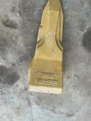 CAT 330Gc Bucket Teeth