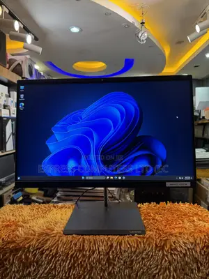 Desktop Computer Lenovo ideacentre AIO 730S 16GB Intel Core i5 SSD 1T