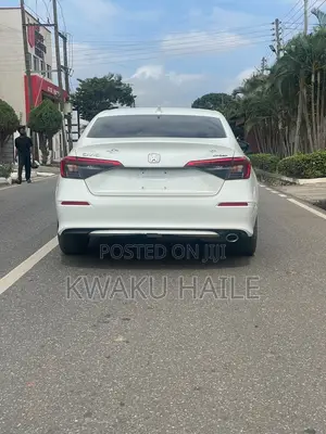 Honda Civic Sport CVT 2024 White