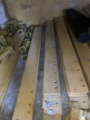 Cat Grader Blades