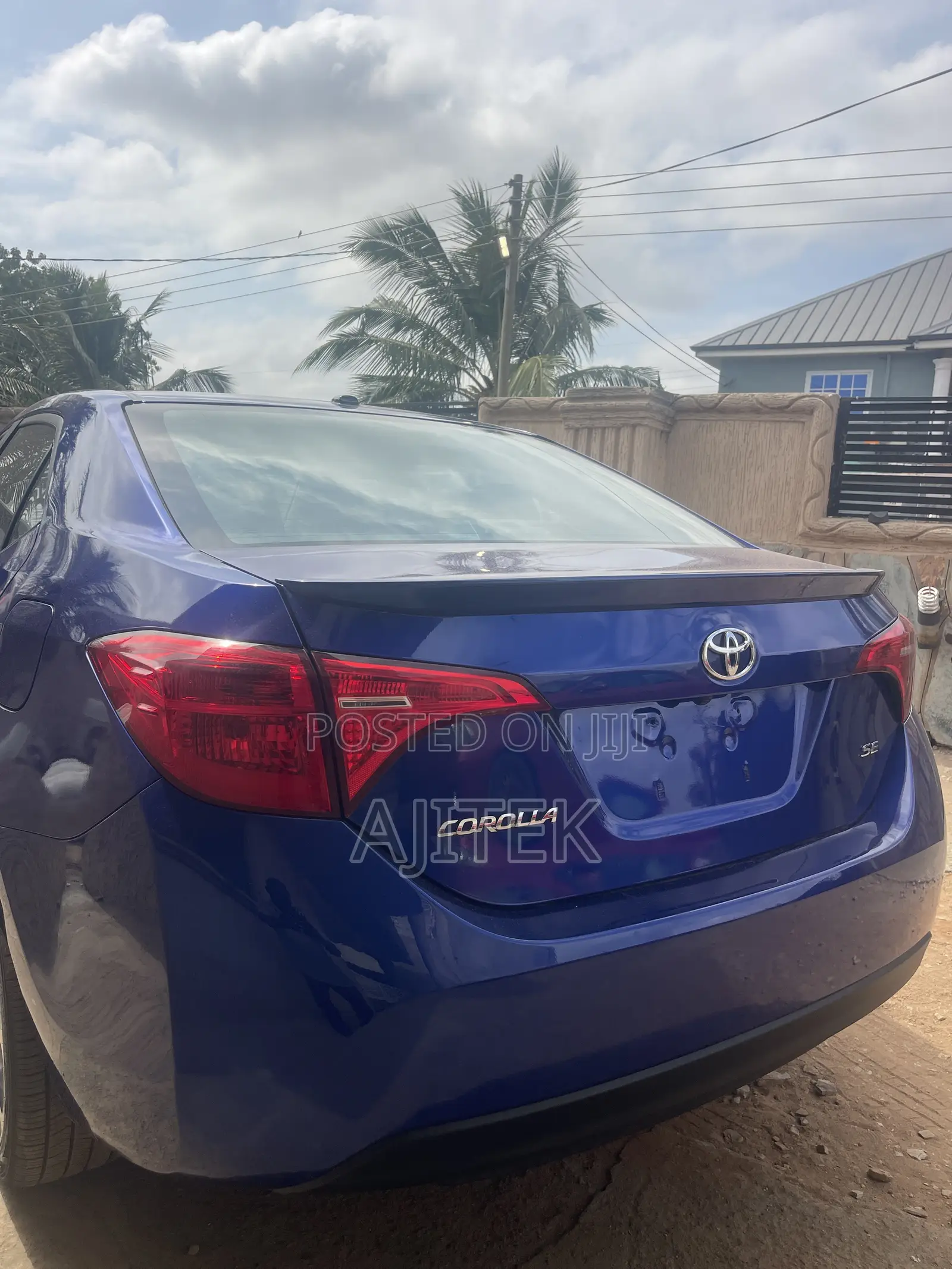 Toyota Corolla 2017 Blue