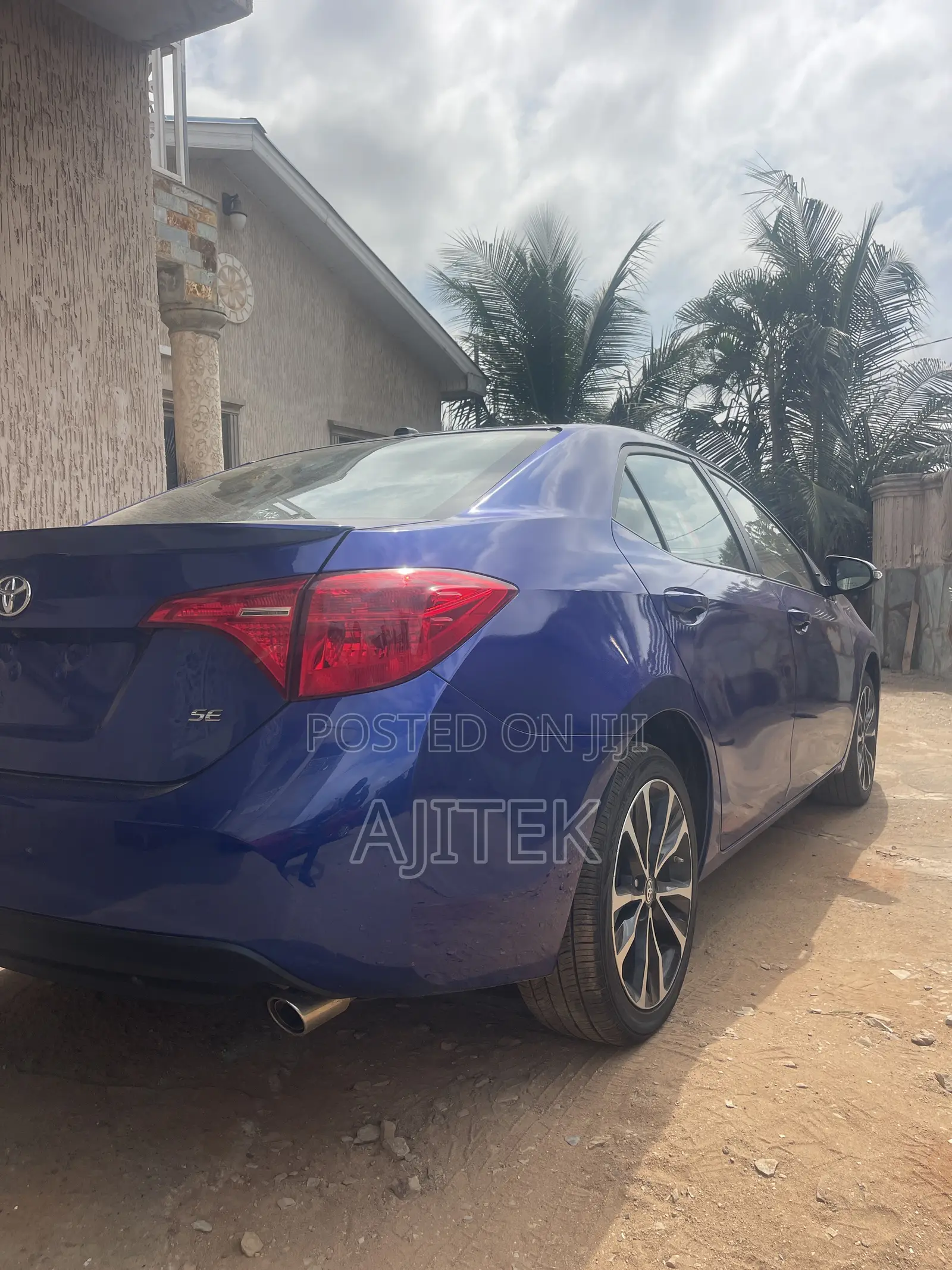 Toyota Corolla 2017 Blue