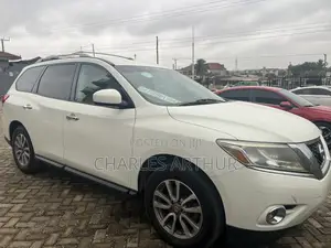 Nissan Pathfinder 2016 White