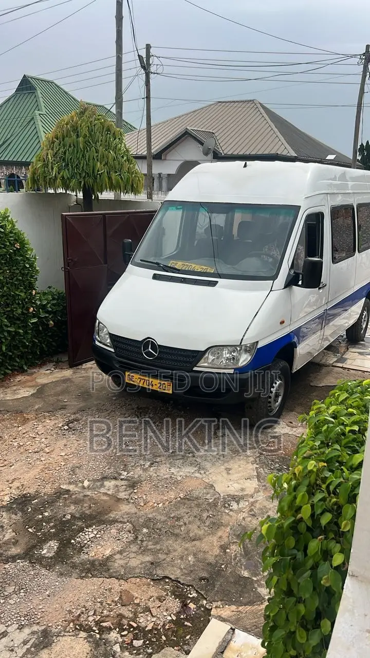 Mercedes-Benz Sprinter 2009 White