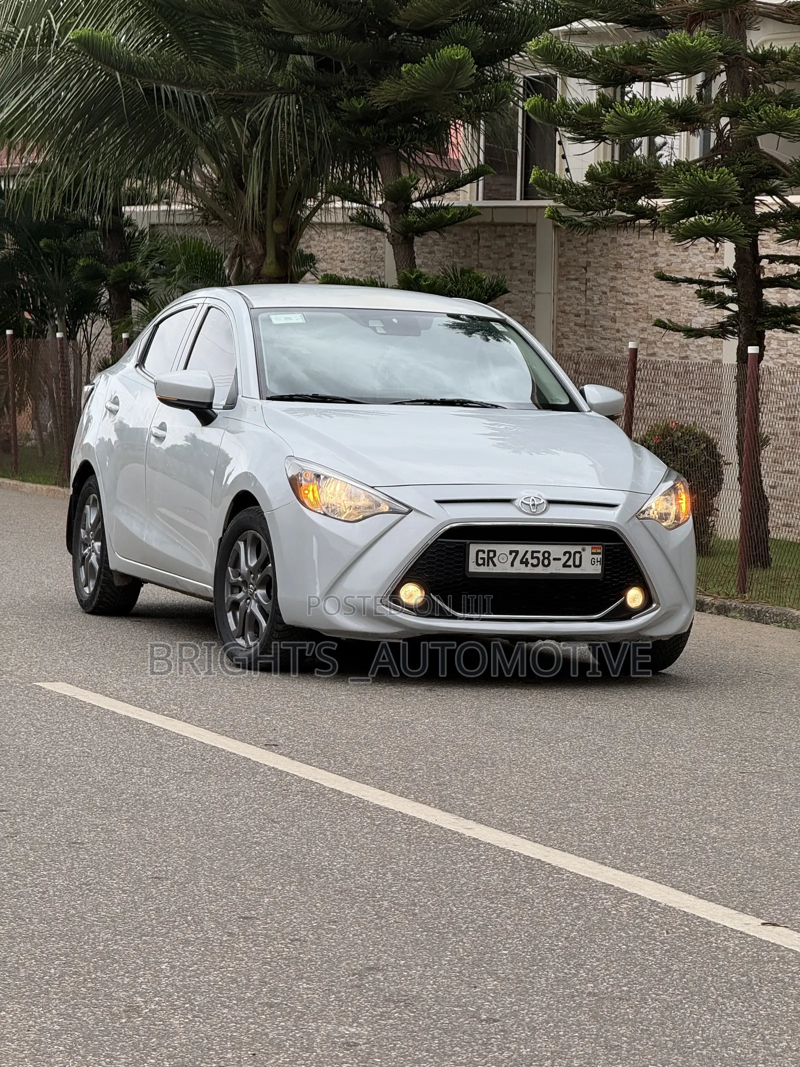 Toyota Yaris iA 1.5 FWD 2019 Gray
