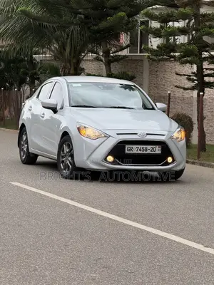 Toyota Yaris iA 1.5 FWD 2019 Gray