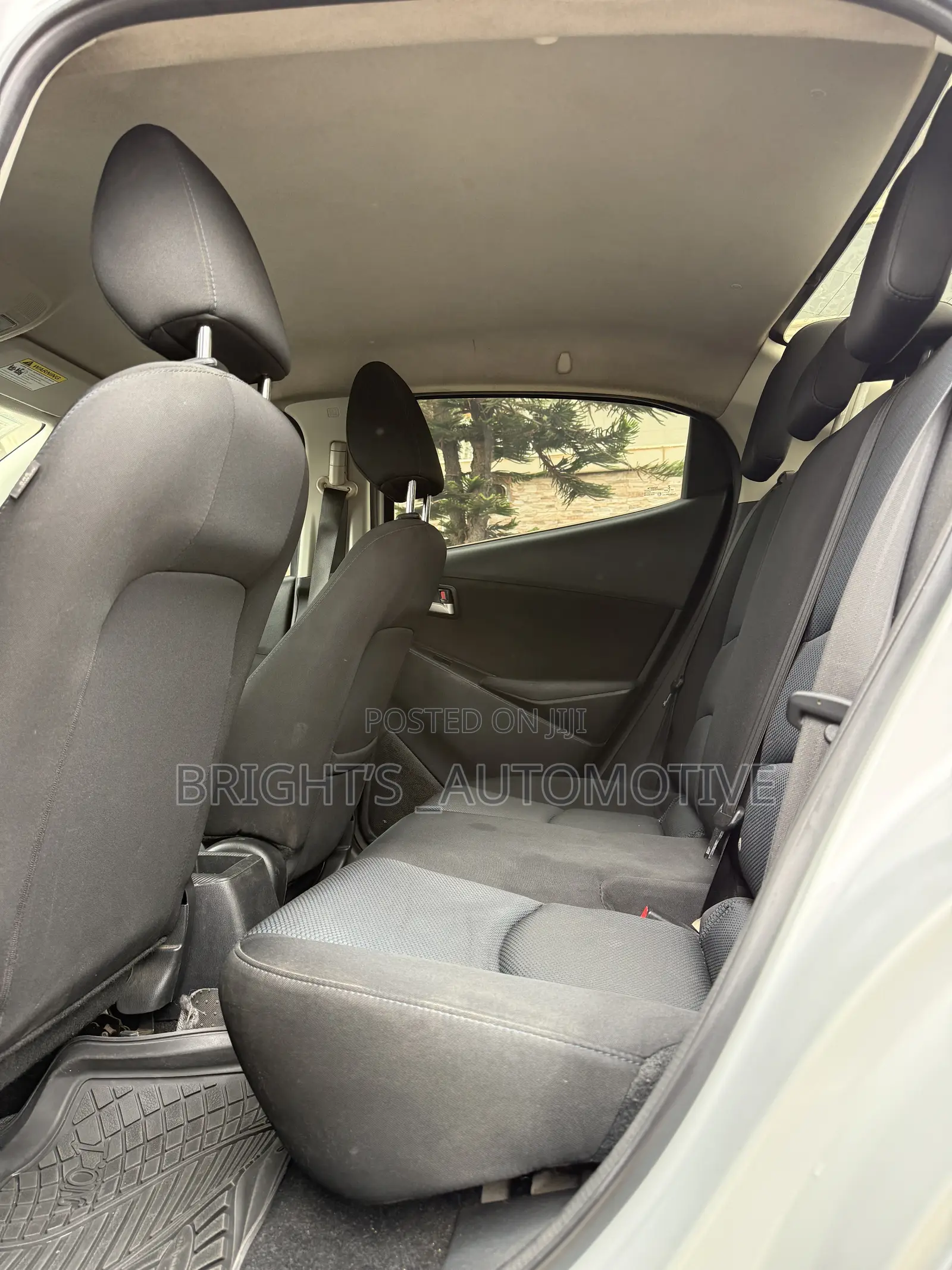 Toyota Yaris iA 1.5 FWD 2019 Gray