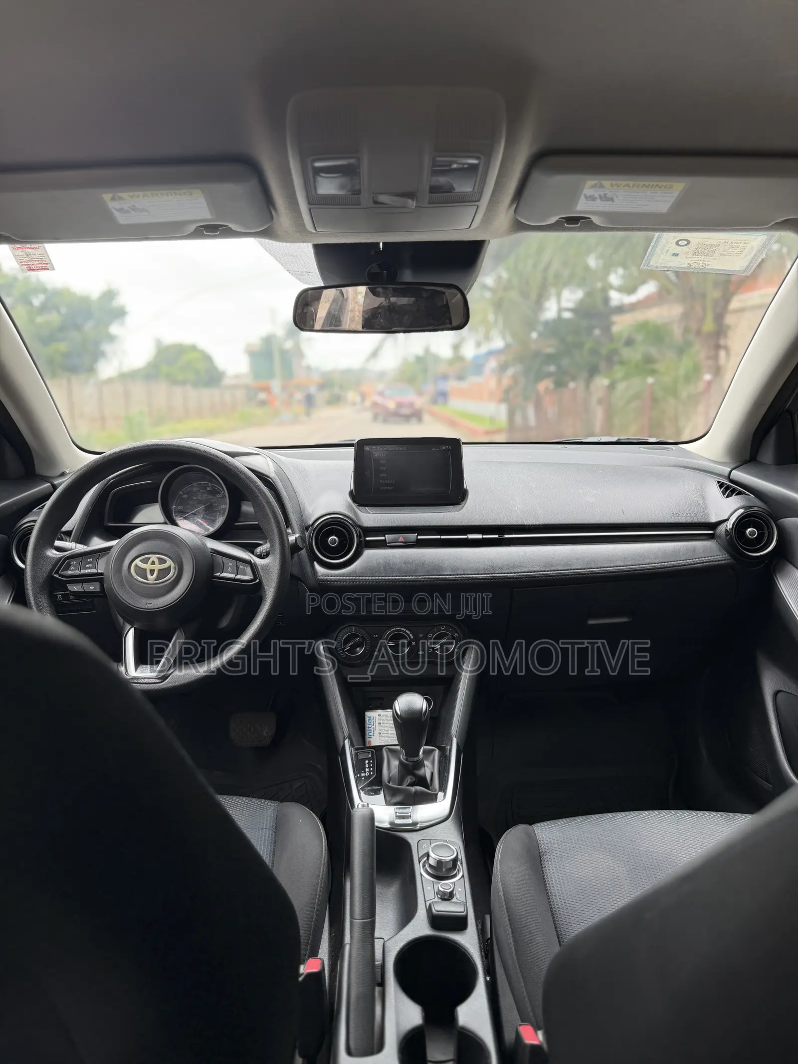 Toyota Yaris iA 1.5 FWD 2019 Gray