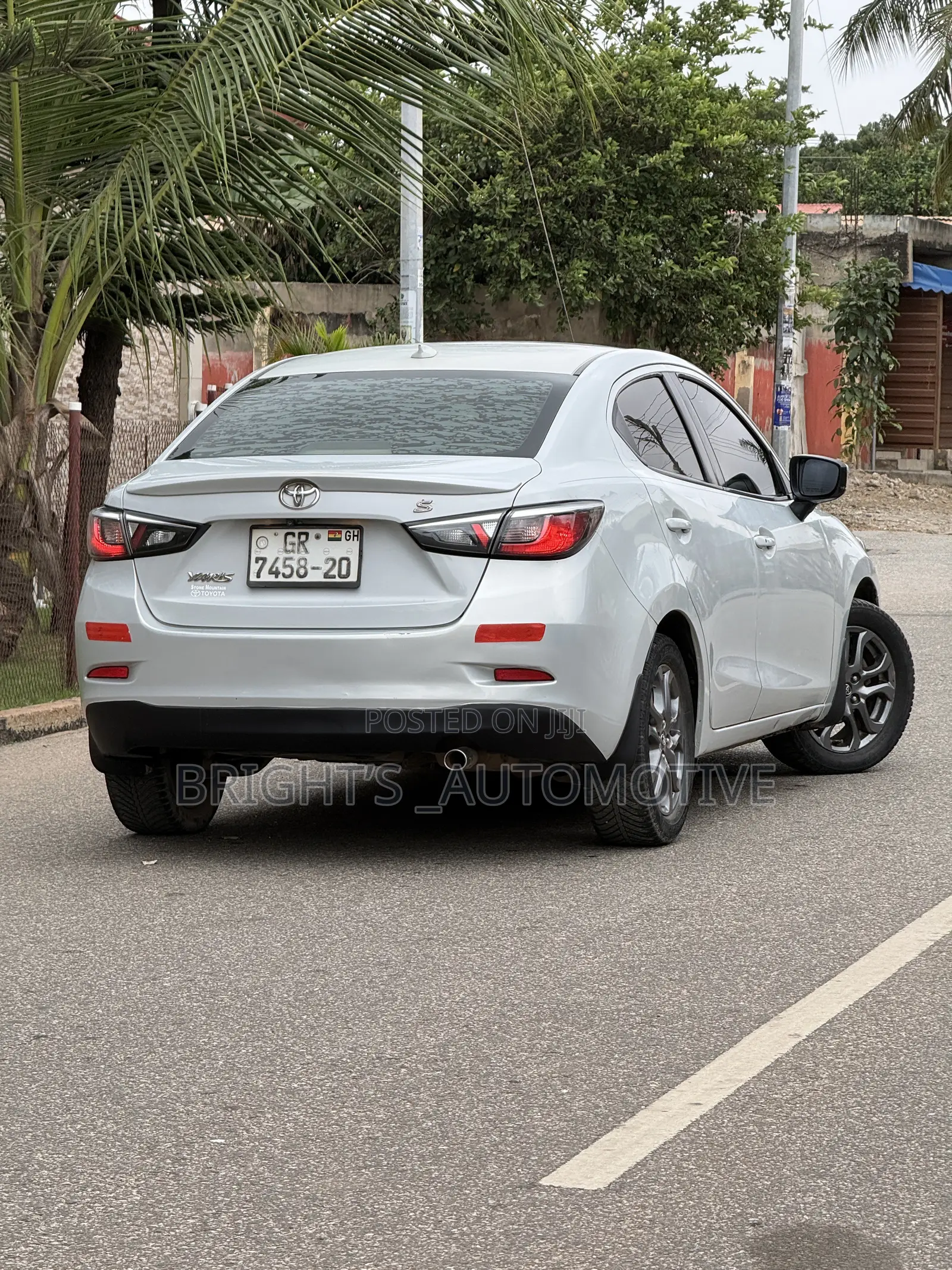 Toyota Yaris iA 1.5 FWD 2019 Gray