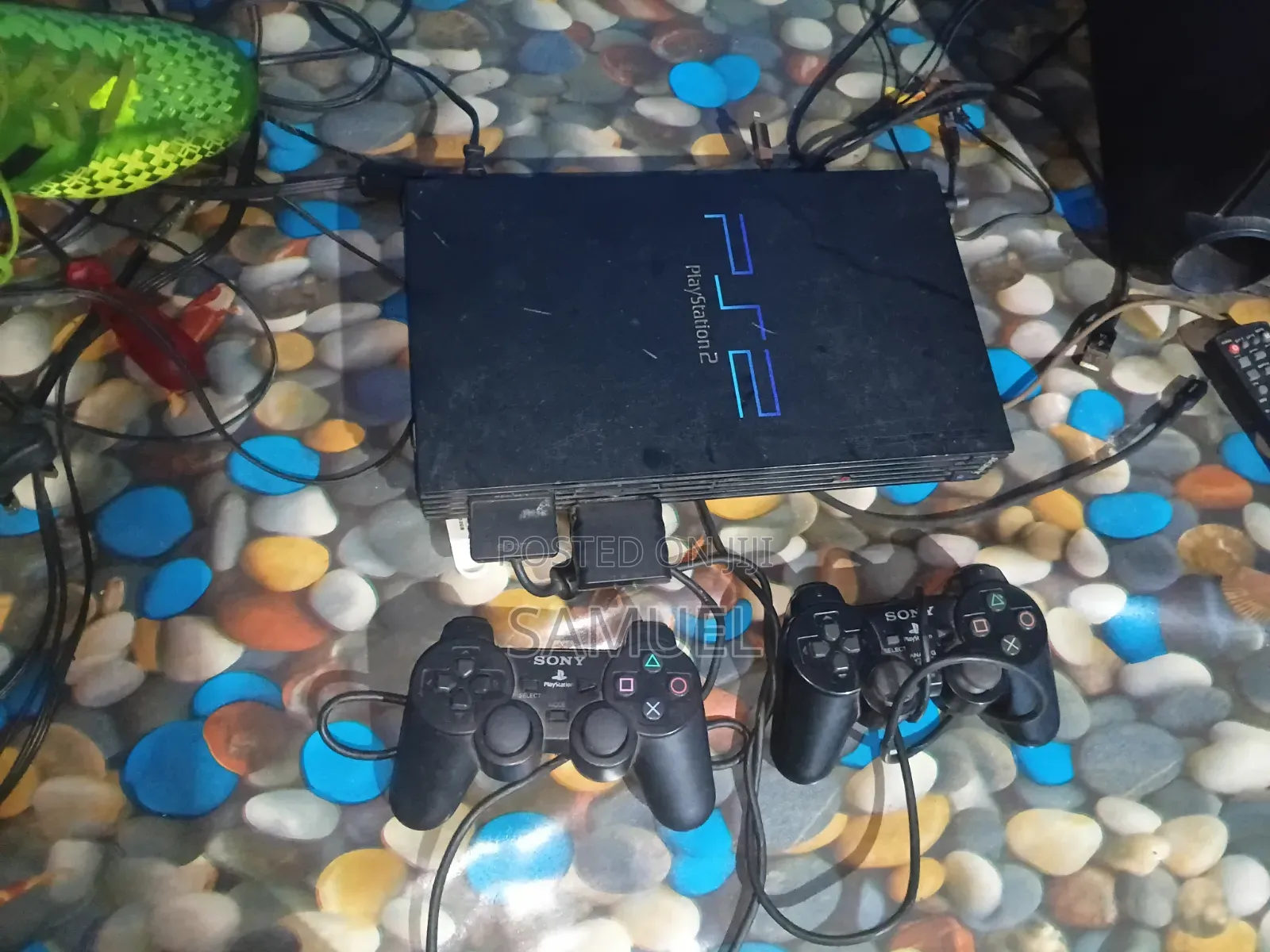 Ps2 Game With Eight Games and Two Pads