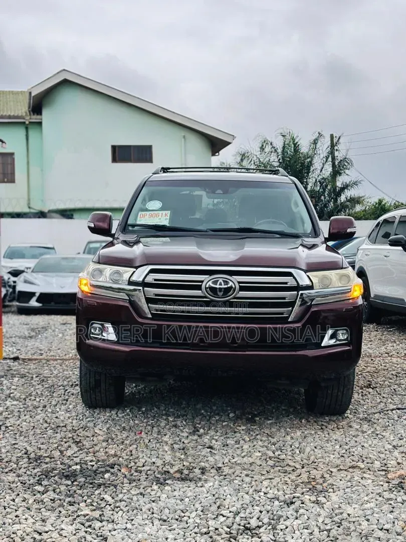 Toyota Land Cruiser 4.5 V8 GXR 2015