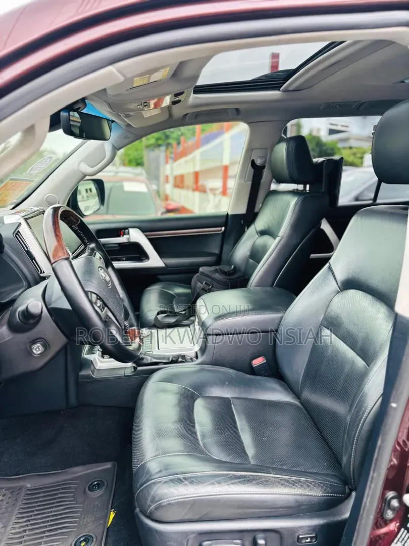Toyota Land Cruiser 4.5 V8 GXR 2015