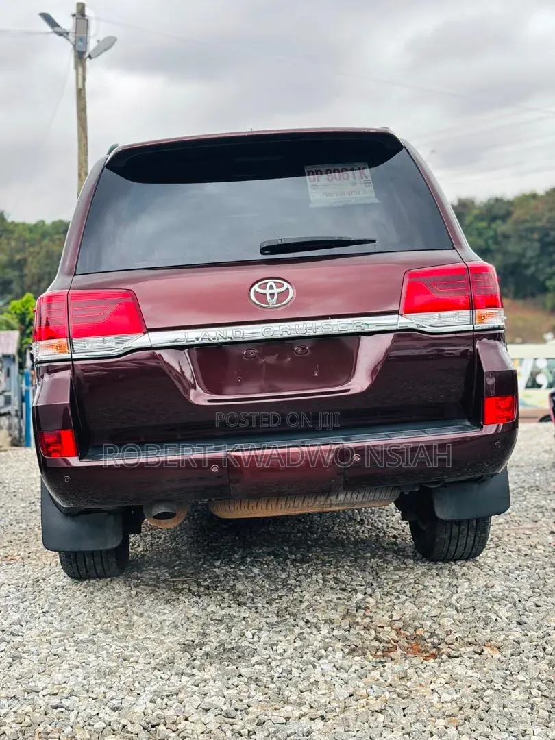 Toyota Land Cruiser 4.5 V8 GXR 2015