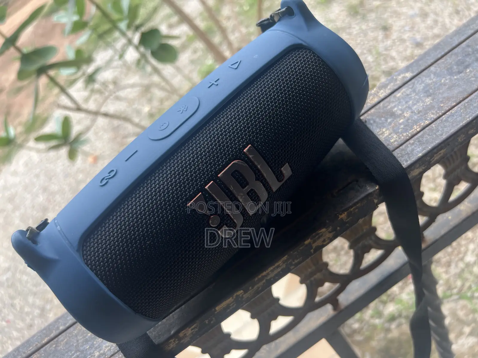 JBL Charge