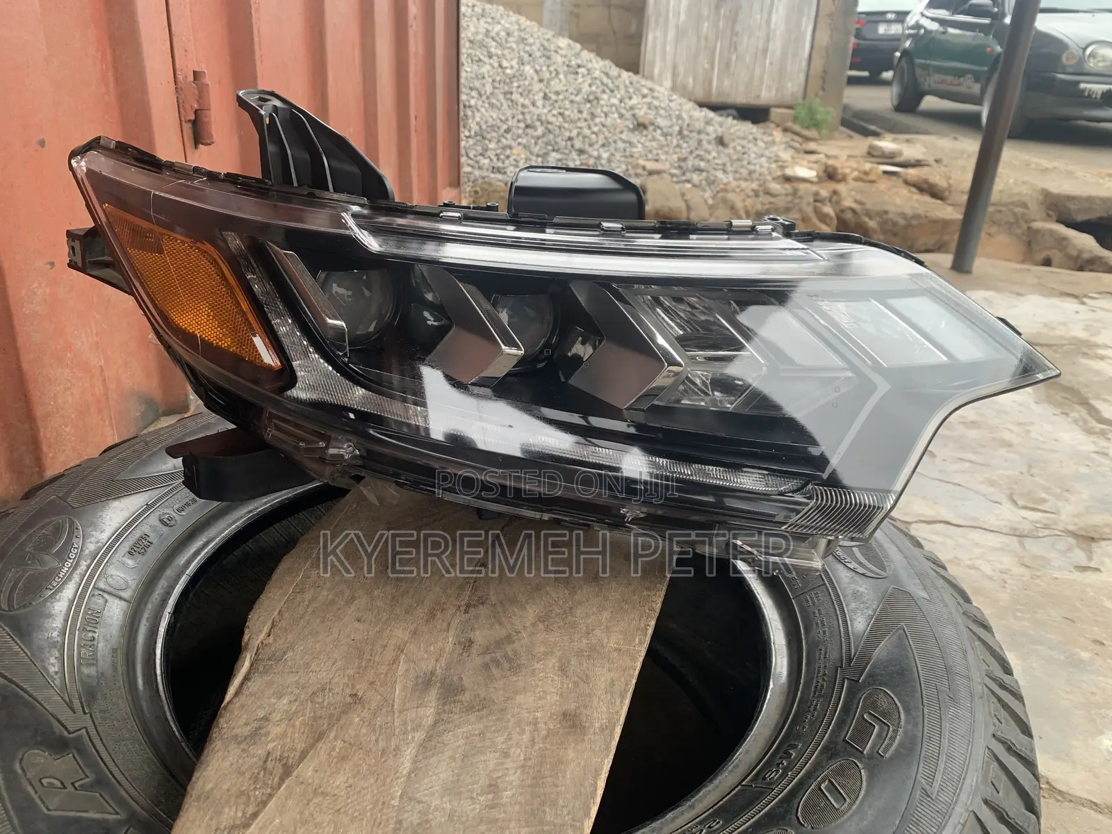 Mitsubishi Outlander 2018 Headlight Double Yoke Right