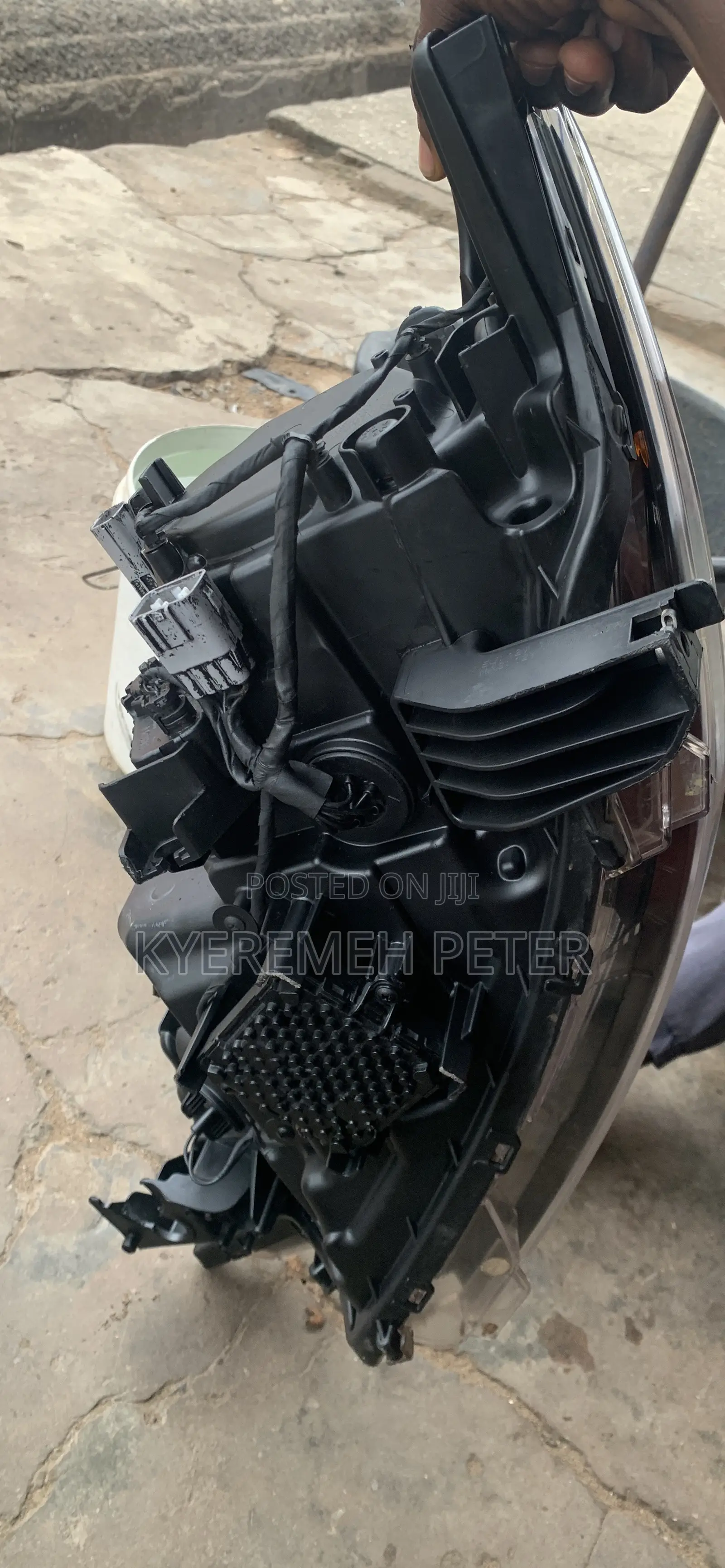 Mitsubishi Outlander 2018 Headlight Double Yoke Right