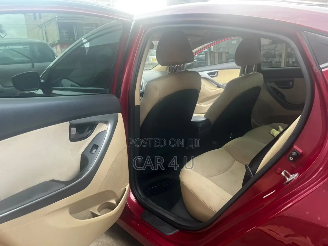 Hyundai Elantra 2013 Red