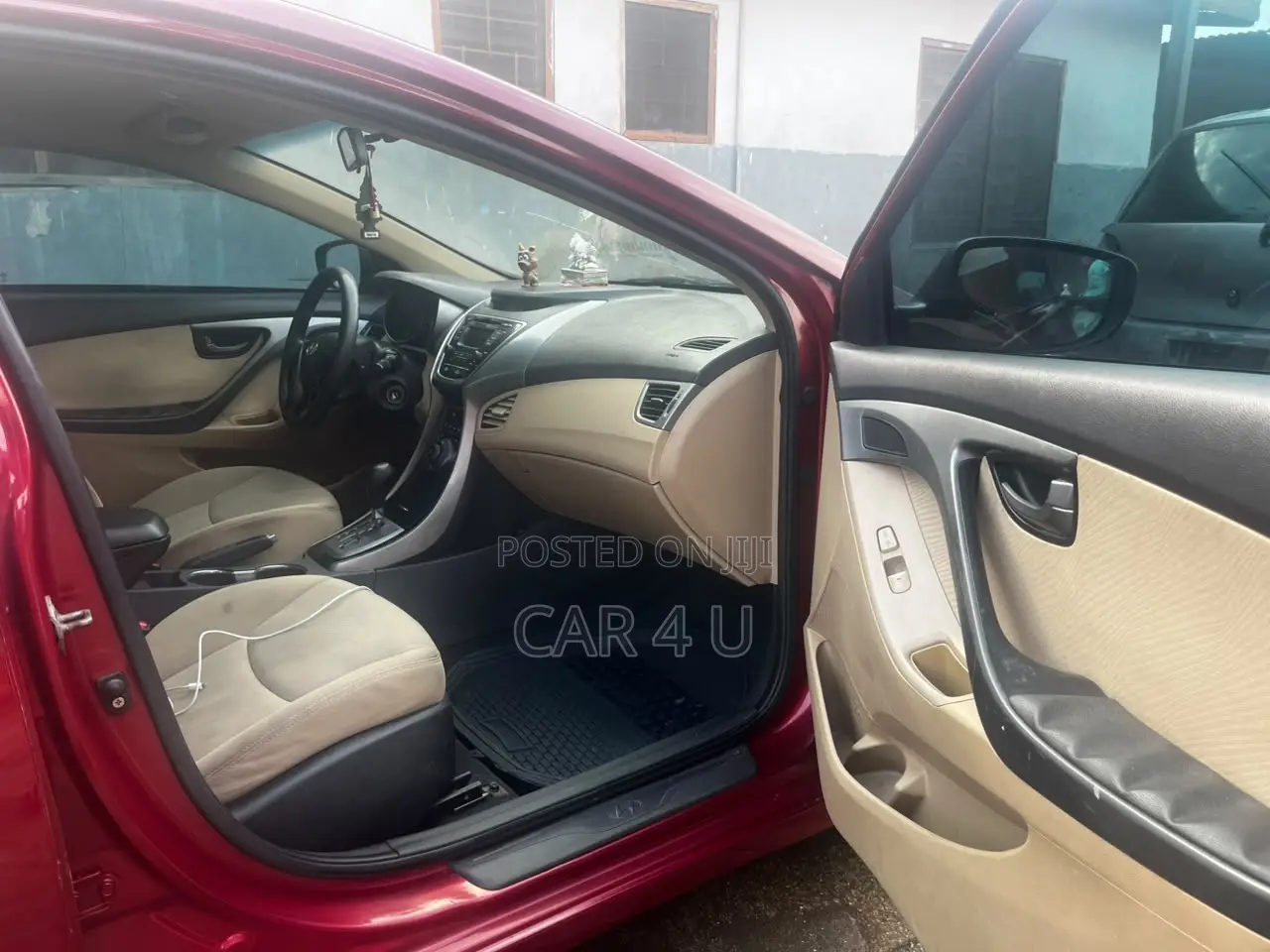 Hyundai Elantra 2013 Red