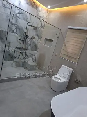 4bdrm House in Kwabenya Acp for sale