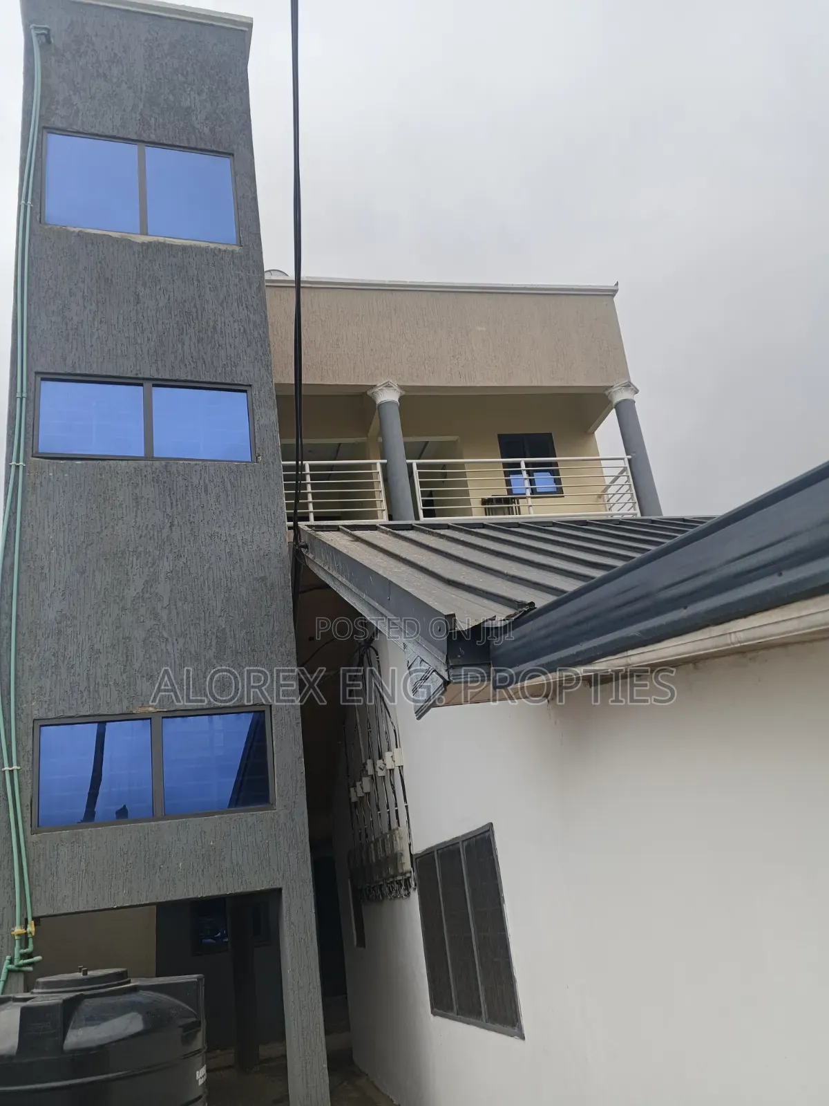 1bdrm Apartment in Oyarifa, Ghana Flag for rent