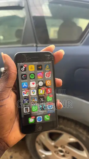Apple iPhone 7 128 GB Black