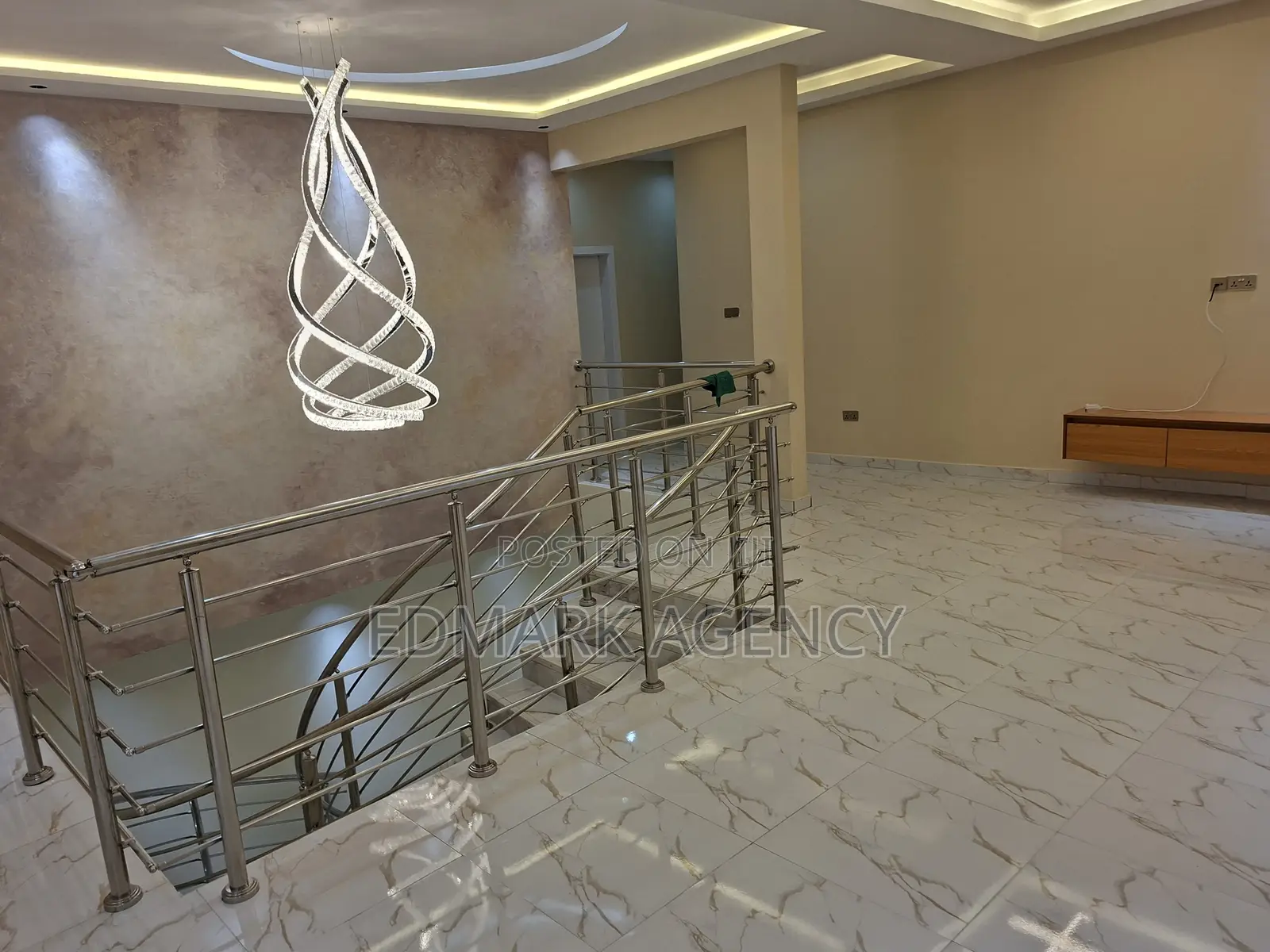 4bdrm House in Kwabenya Acp for sale
