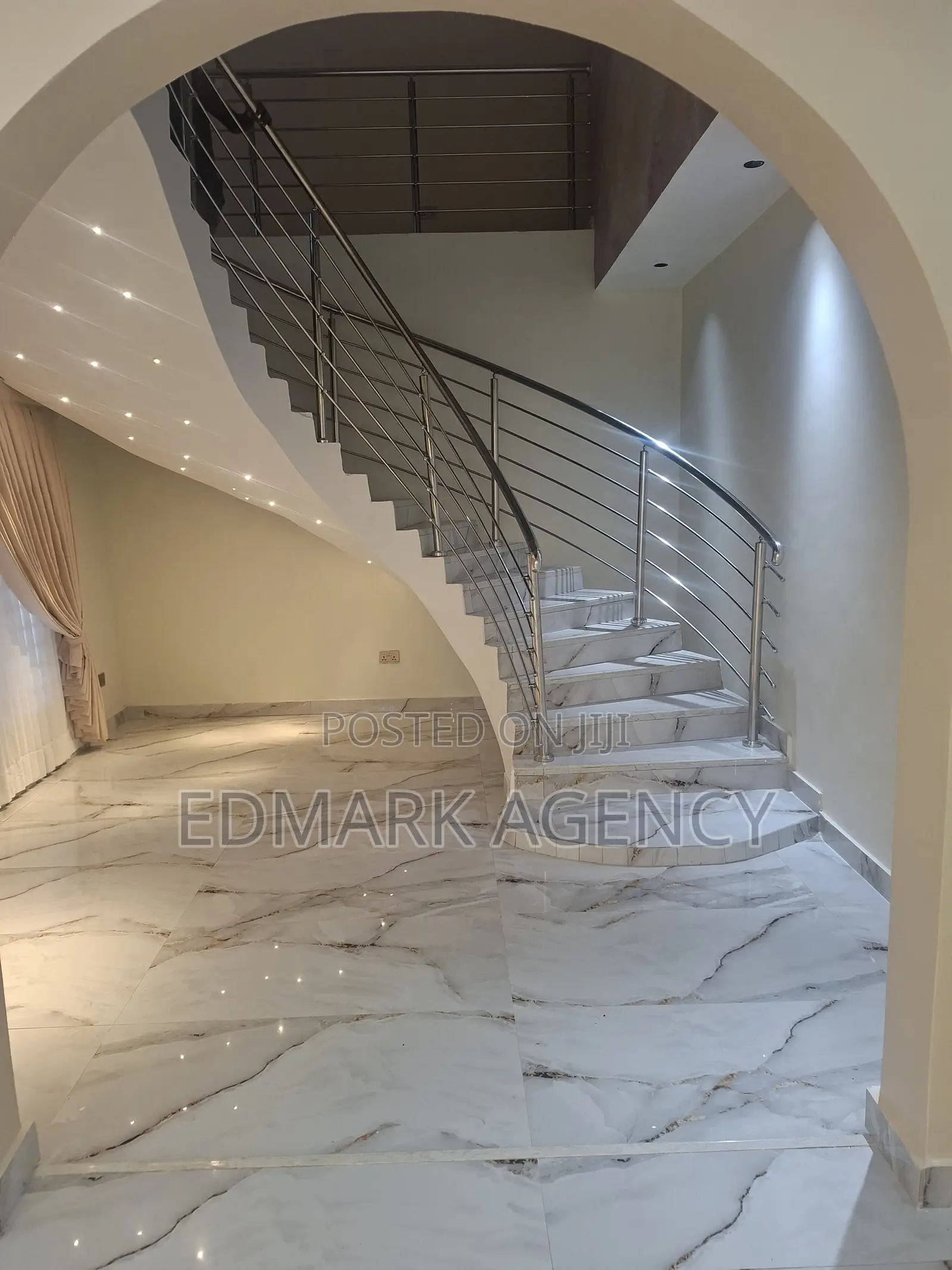 4bdrm House in Kwabenya Acp for sale