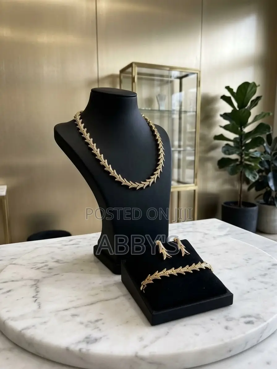 14 Carat Gold Plated Aurelia Flora 4-in-1 Jewelry Set