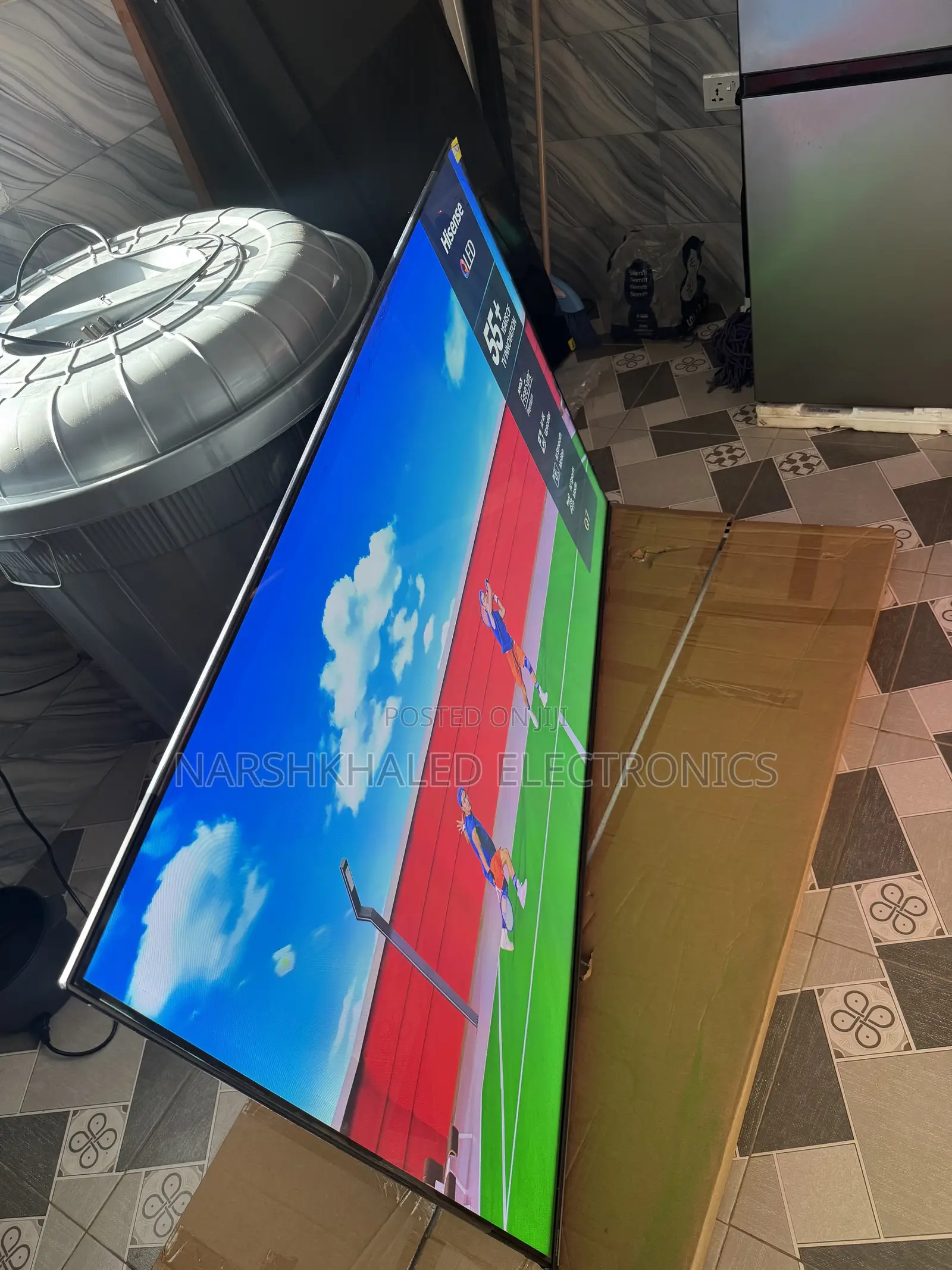 Hisense 65” Smart TV Qled