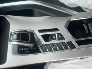 Geely Coolray 1.5 FWD 2021 Red