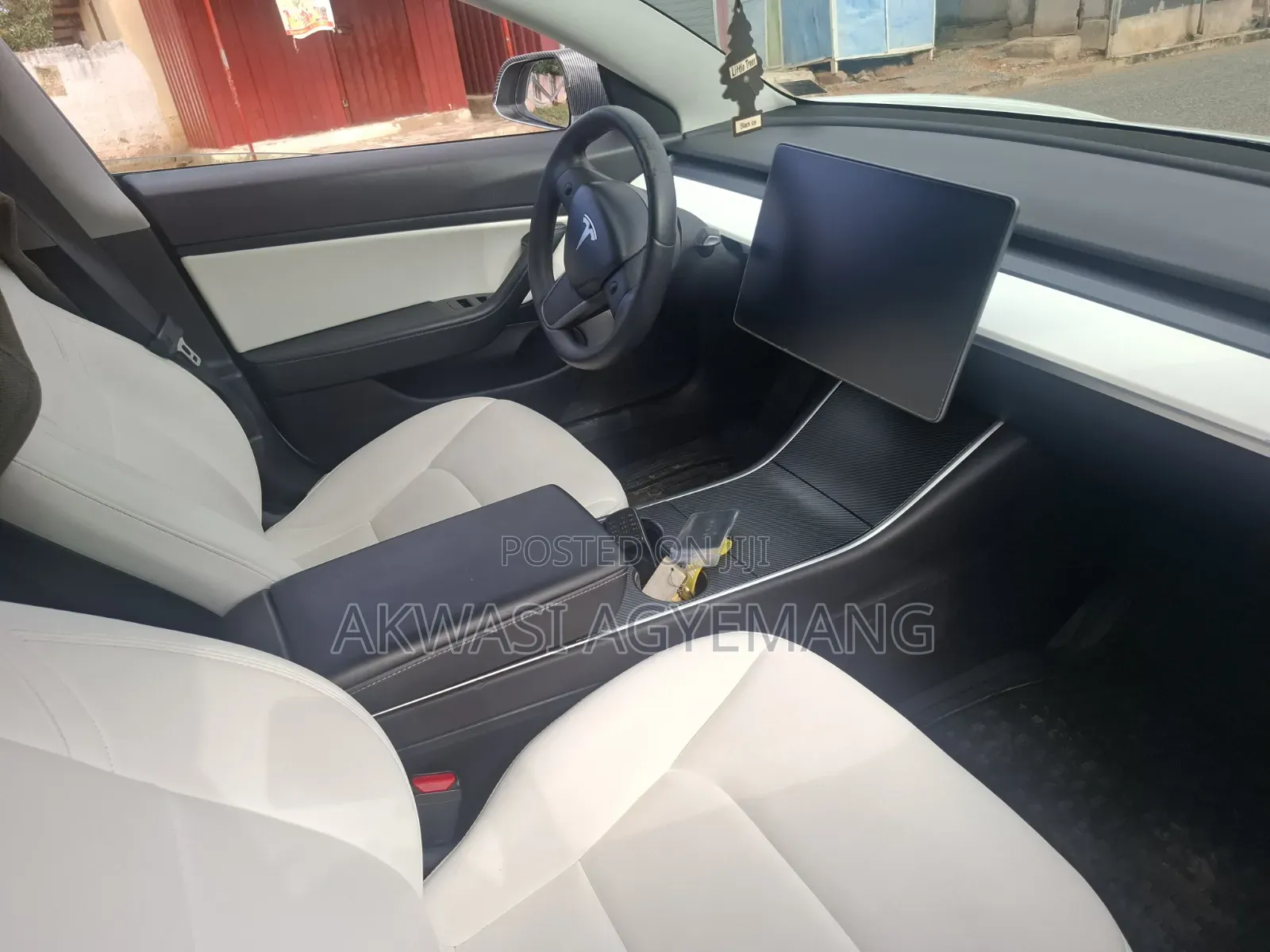 Tesla Model 3 Long Range AWD 2019 White