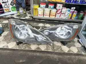 Honda Fit 2012 Headlight Pair