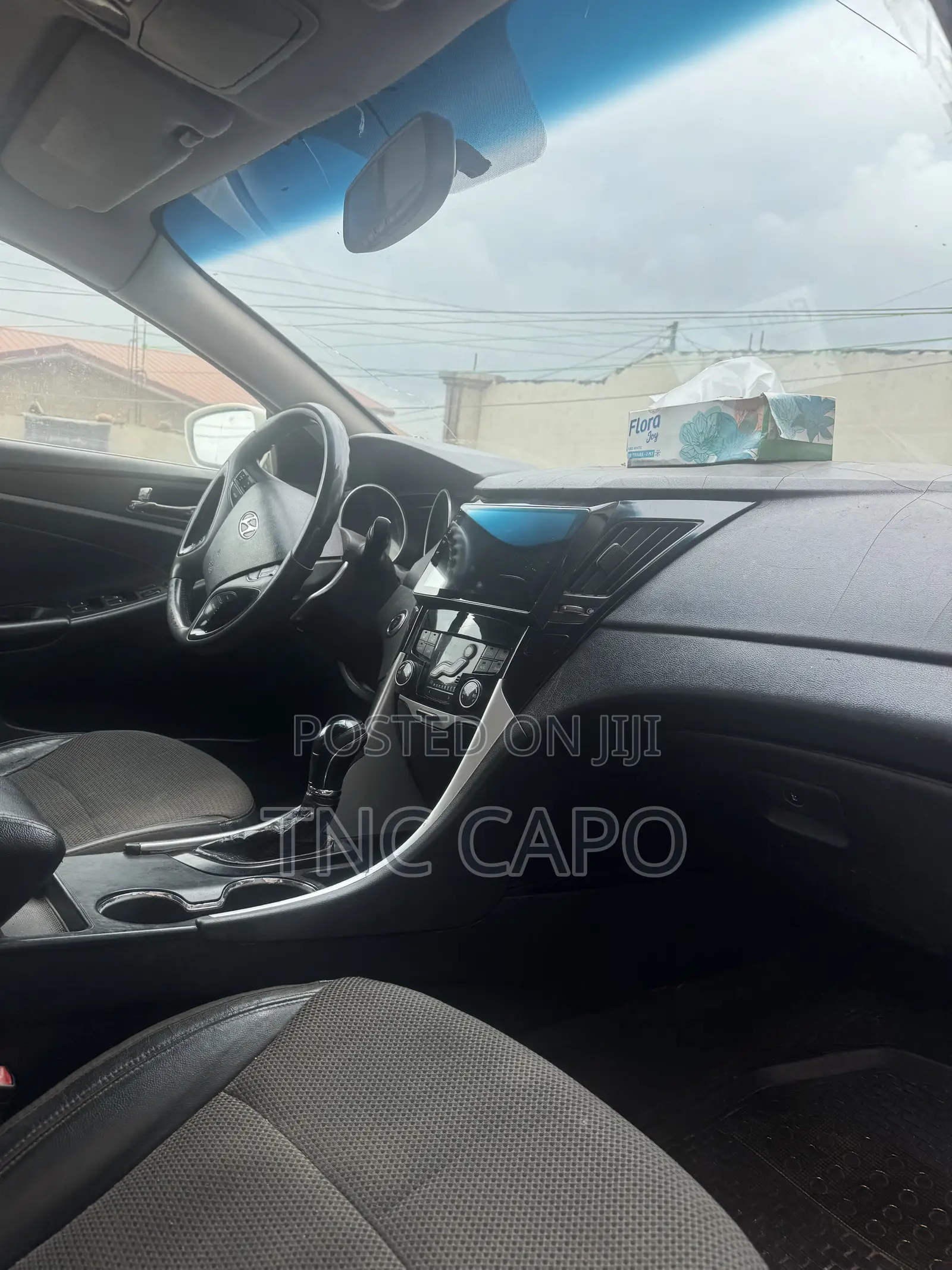 Hyundai Sonata SE 2.0T Sedan FWD (2.0L 4cyl 6A) 2012 White