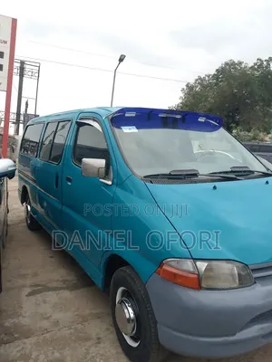 Toyota HiAce 2012 Blue