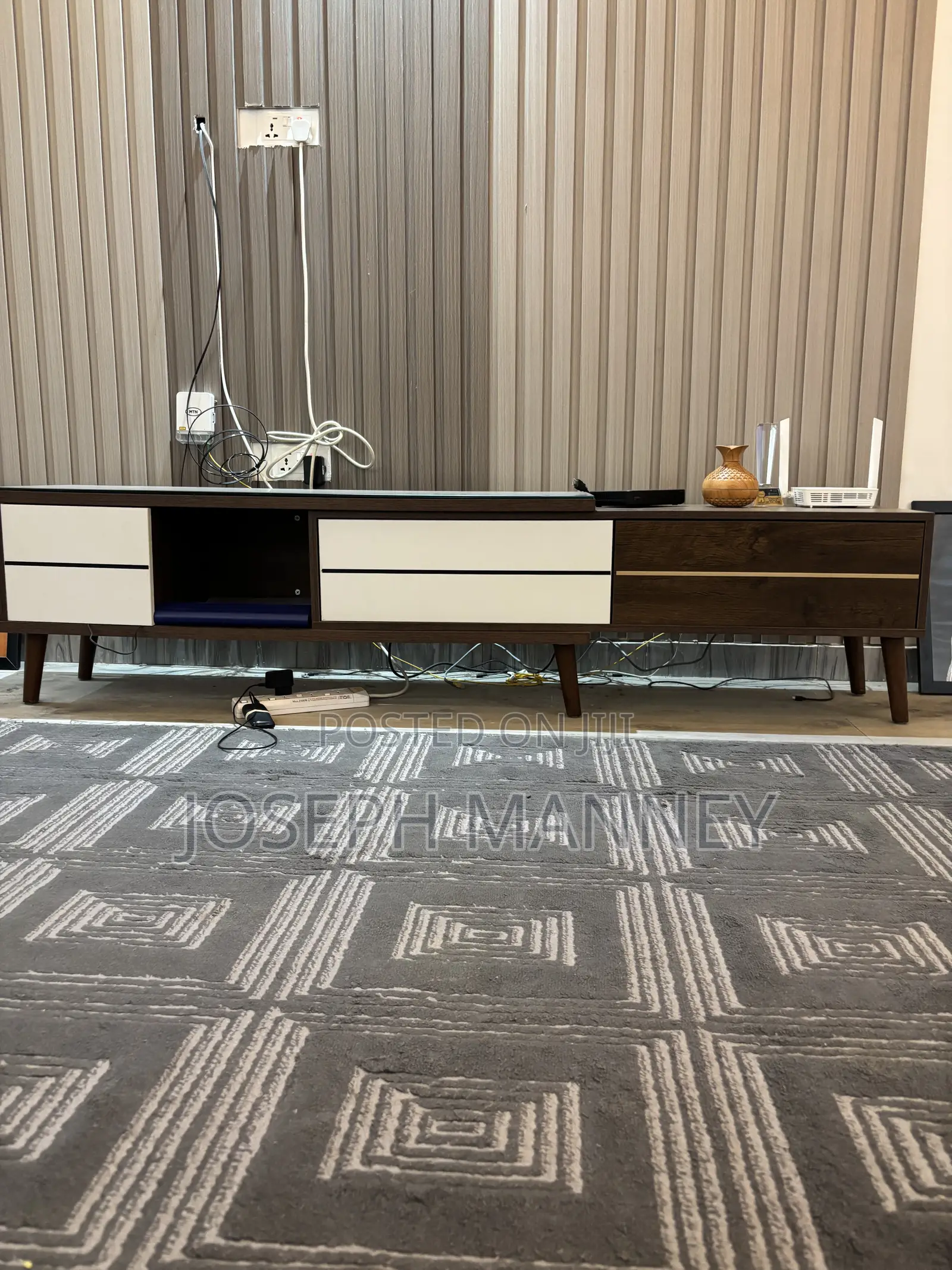 TV Mount Stand