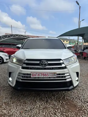 Toyota Highlander Limited 4x2 V6 (3.5L 6cyl 8A) 2018 White