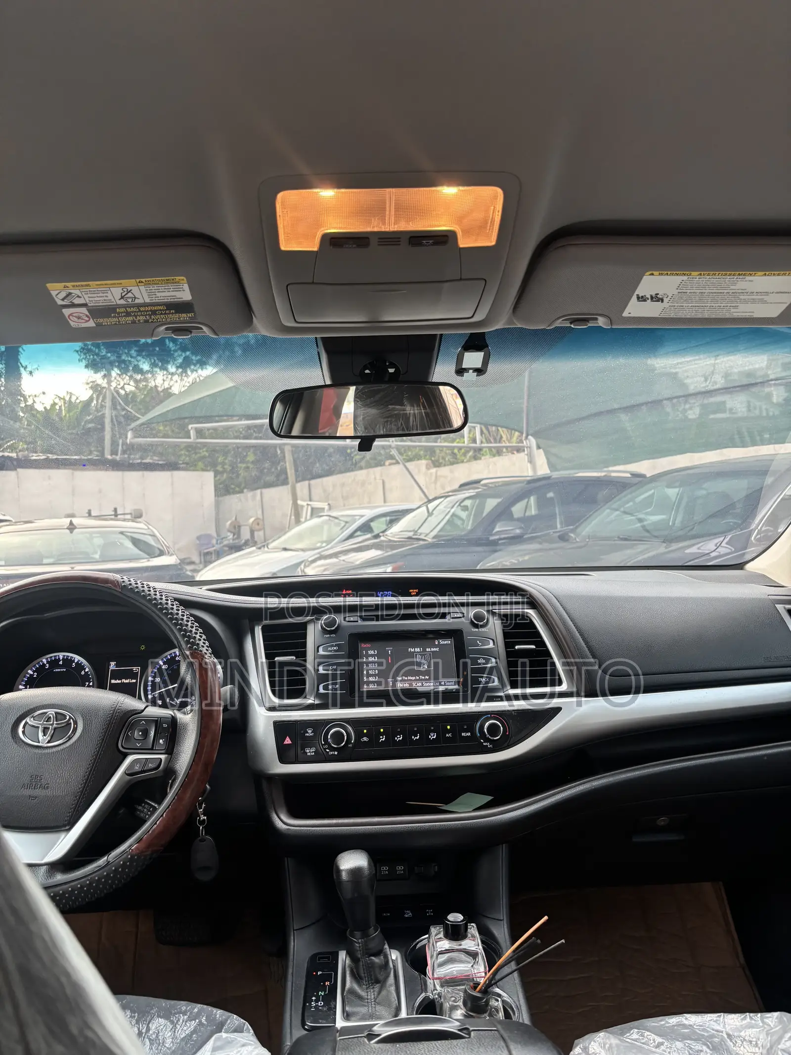 Toyota Highlander Limited 4x2 V6 (3.5L 6cyl 8A) 2018 White