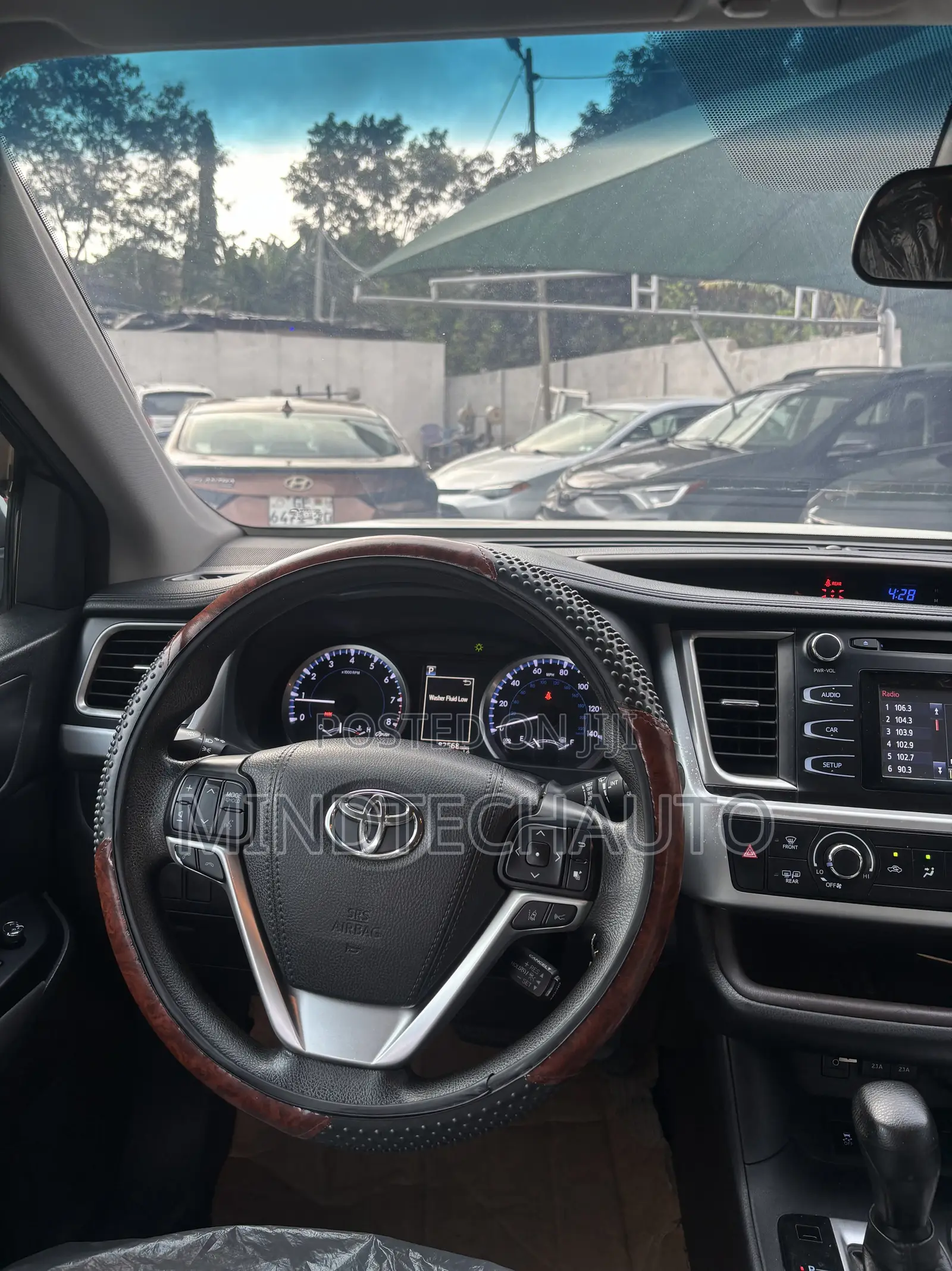 Toyota Highlander Limited 4x2 V6 (3.5L 6cyl 8A) 2018 White