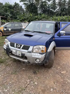 Nissan Hardbody 2010 Blue