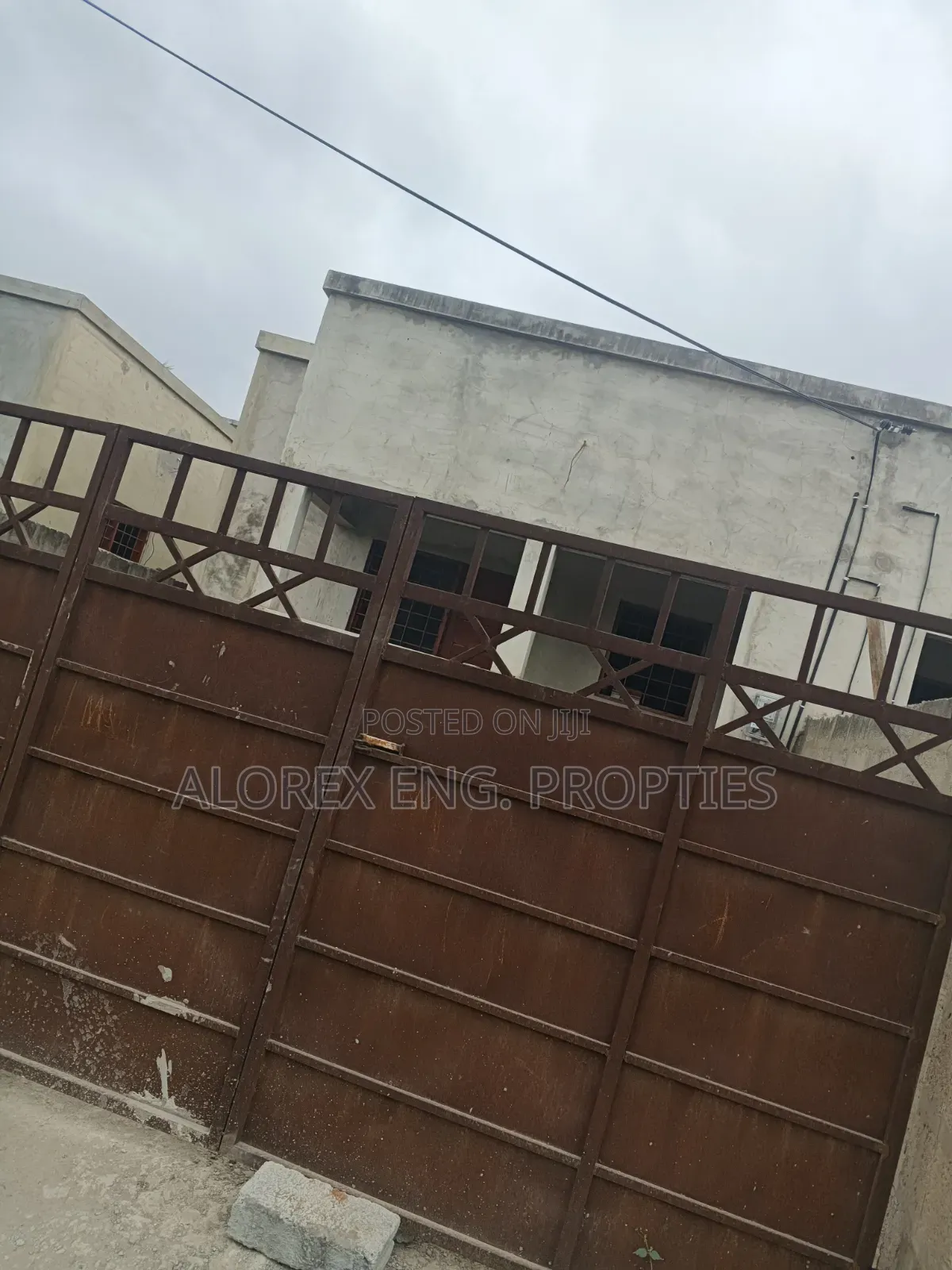 1bdrm Apartment in Oyarifa, Ghana Flag for rent