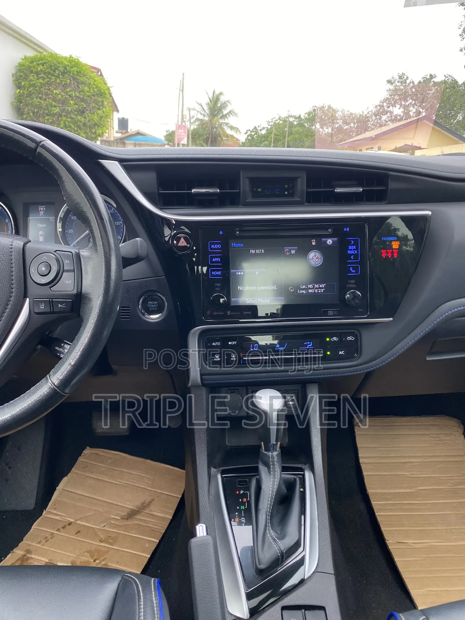 Toyota Corolla 2019 Silver