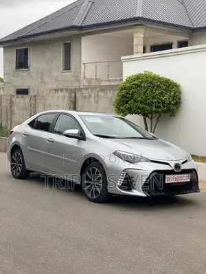 Toyota Corolla 2019 Silver