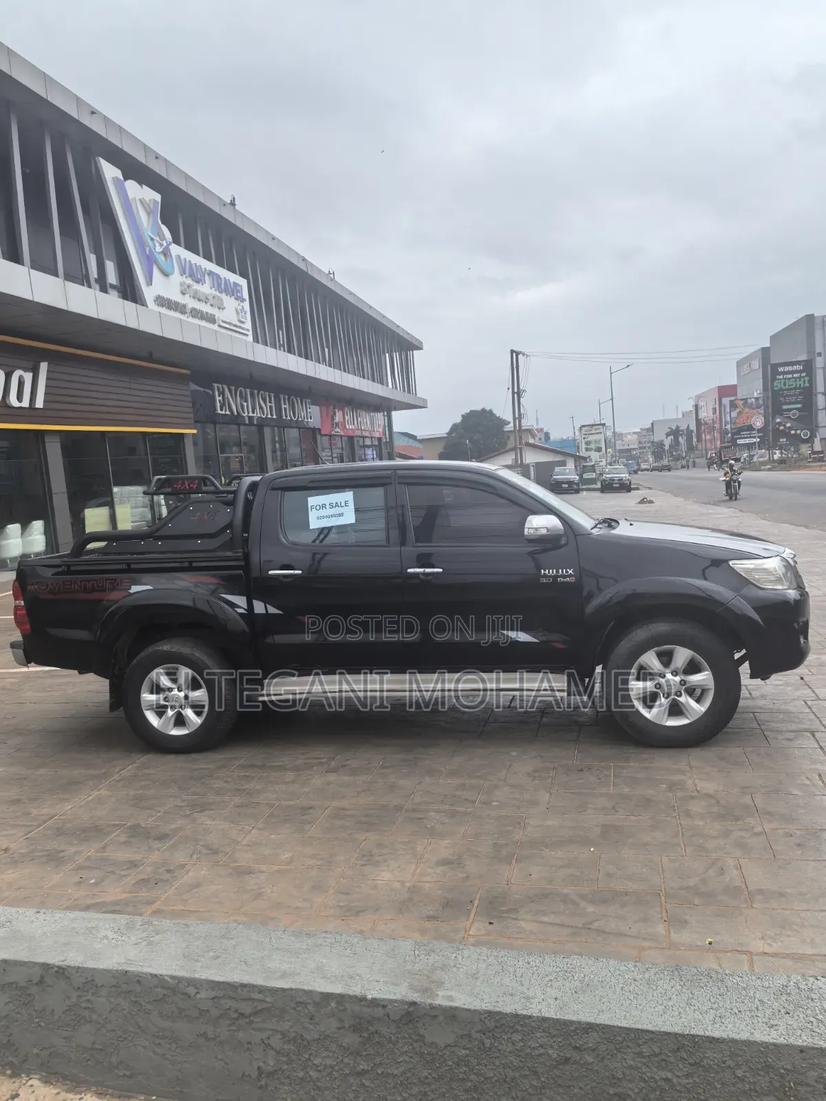 Toyota Hilux 2015 Black