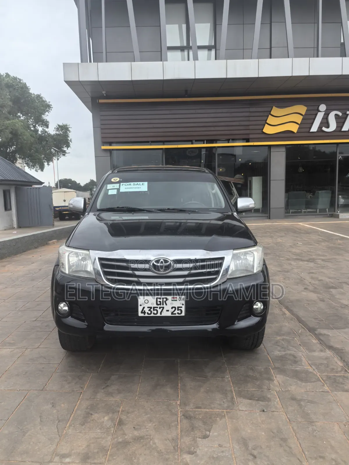 Toyota Hilux 2015 Black