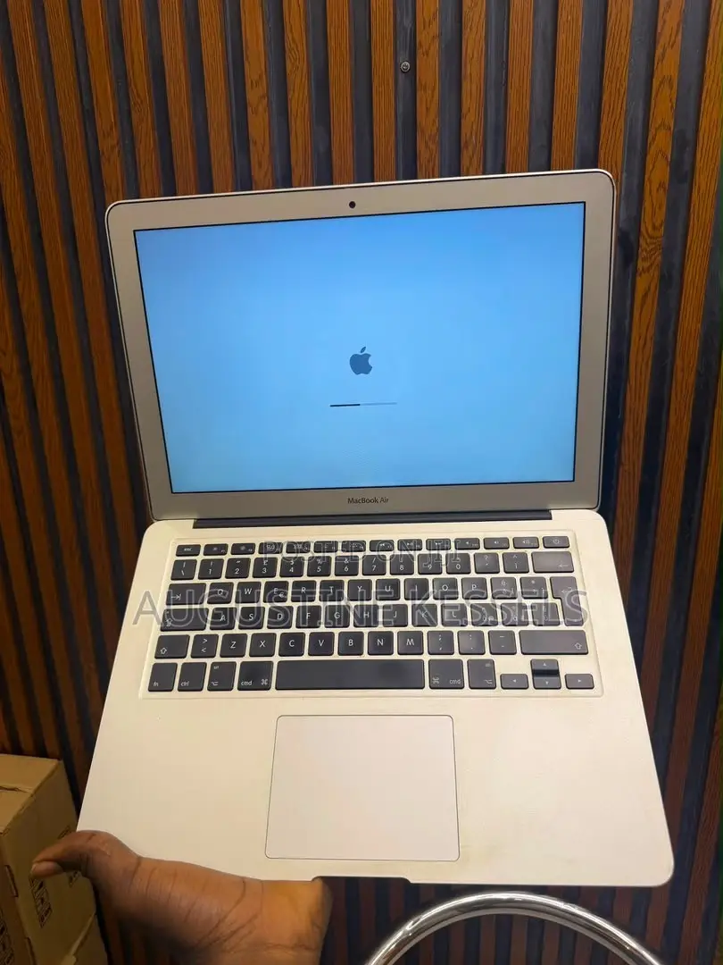 New Laptop Apple MacBook Air 2012 4GB SSD 128GB