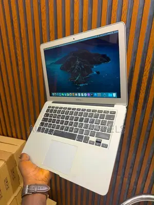 New Laptop Apple MacBook Air 2012 4GB SSD 128GB