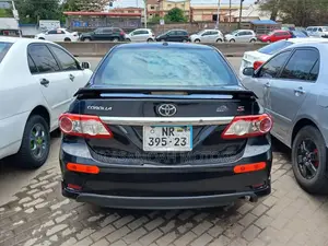 Toyota Corolla S 4dr Sedan (1.8L 4cyl 4A) 2013 Gray