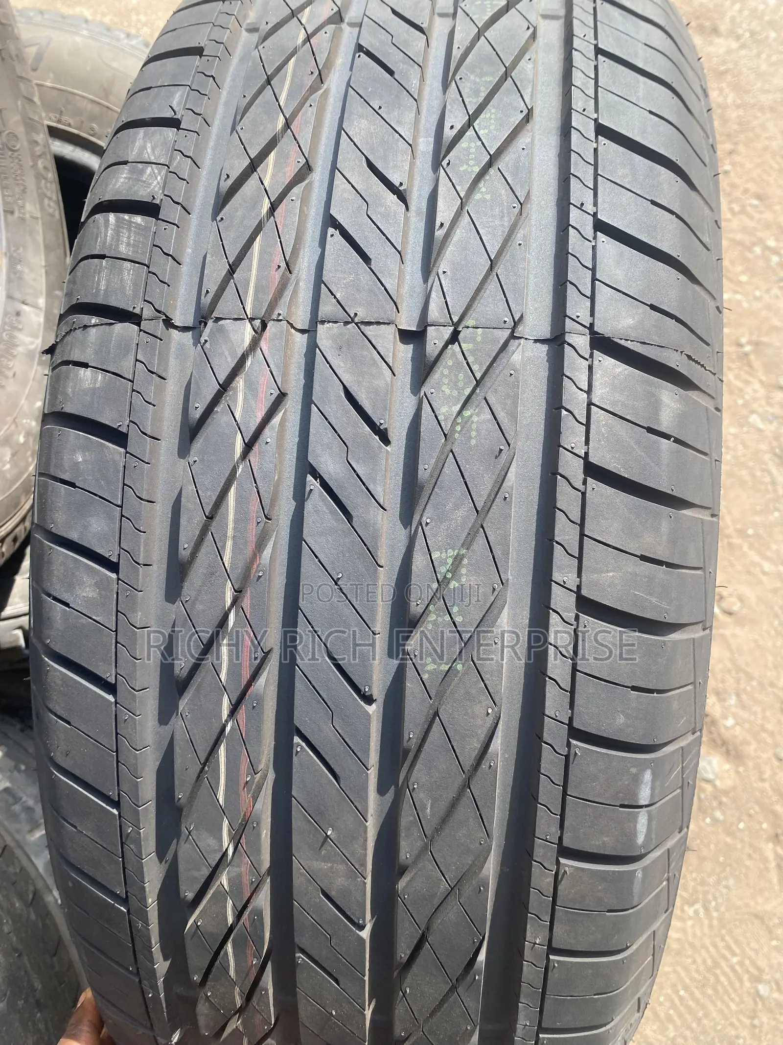 Brand New 265/60r18 Tyres Available